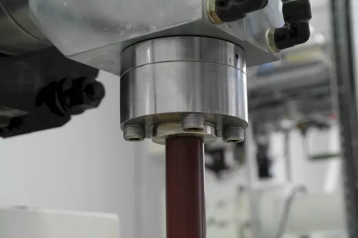 3. Экструзия силикона