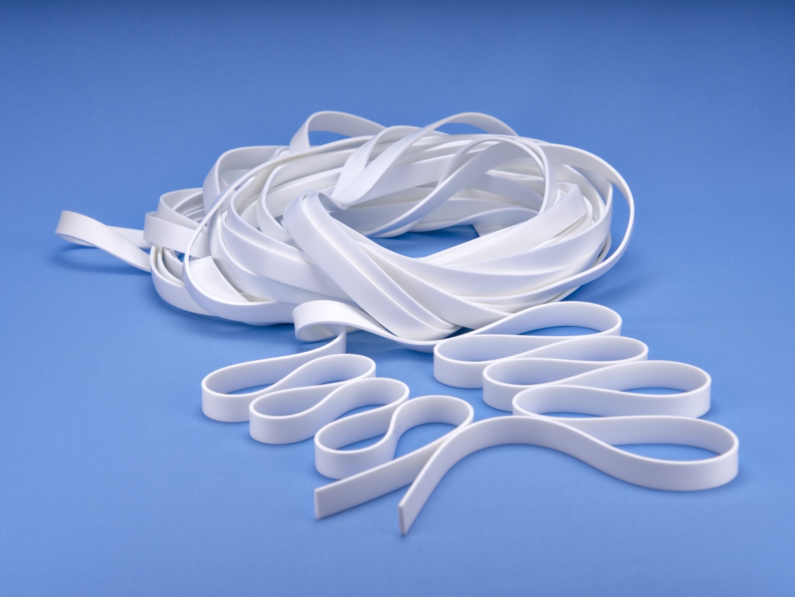 Полоса силиконовая 2,3х4,2 мм, 200 метров